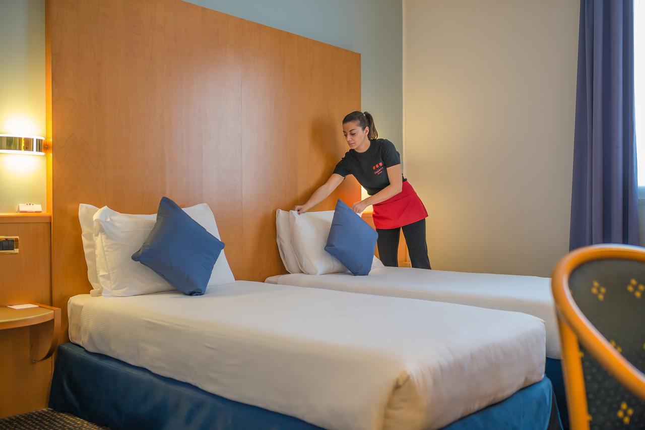 Una Hotels Occhiobello Bagian luar foto