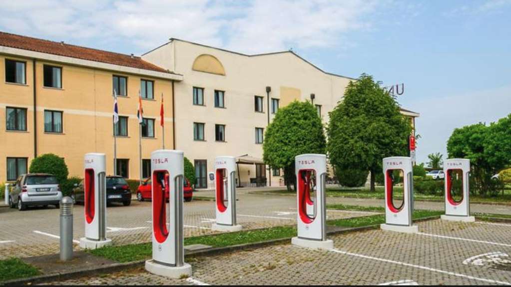 Una Hotels Occhiobello Bagian luar foto
